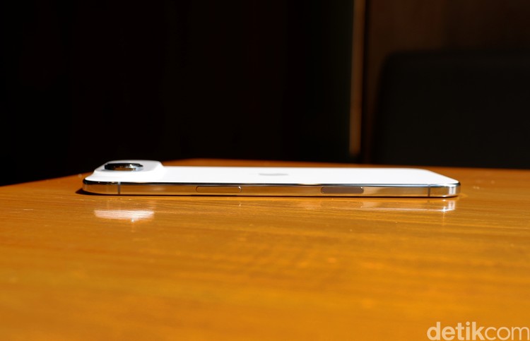 iPhone Air