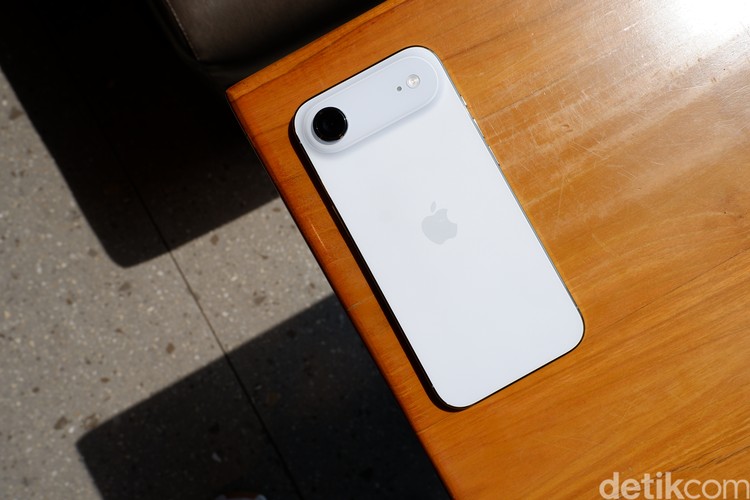 iPhone Air