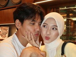 7 Foto Kebersamaan Julia Prastini & Suami Asal Korea yang Jadi Sorotan