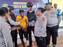 Polisi Ungkap Satu Korban Penikaman di Lapak Semangka Kupang Belum Sadar