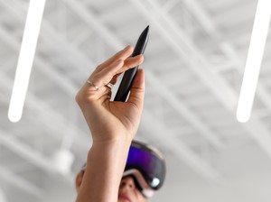 Logitech Rilis Muse, Stylus Khusus Apple Vision Pro