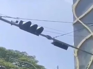 2 Titik Lampu Lalu Lintas di Makassar Dirusak-Modem Dicuri OTK