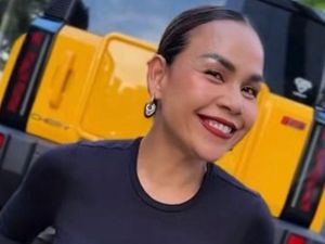 Video Melaney Ricardo Dampingi Ayah yang Idap Parkinson: Ortu Surga bagi Anak