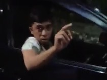 Video: Heboh Pria Mabuk Bawa Mobil Pelat Merah Lalu Tabrak Tembok di Sulut