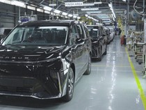 Mobil Listrik Maxus Rakitan Lokal Mulai Dikirim ke Konsumen