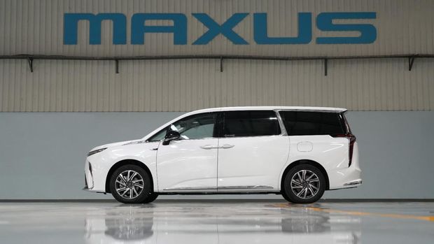 Mobil listrik Maxus rakitan lokal mulai dikirim ke konsumen Indonesia