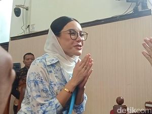 Video: Gaya I Wake Up Like This Nikita Mirzani di Sidang Replik