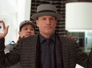 Woody Harrelson Ribut di Bar, Untung Ada Mark Ruffalo