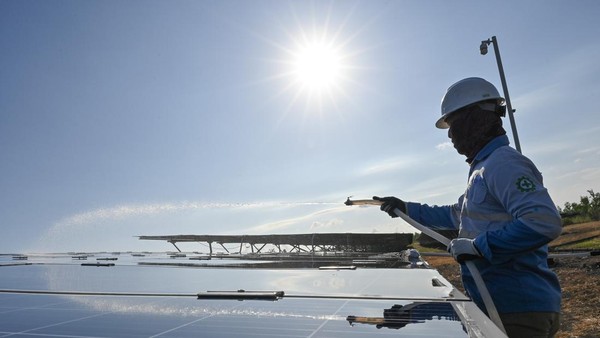 NTB Andalkan Energi Hijau, Kapasitas EBT Capai 37,6 MW