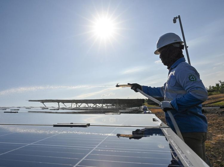 NTB Andalkan Energi Hijau, Kapasitas EBT Capai 37,6 MW