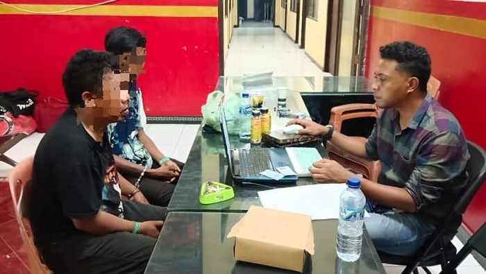 Dua pelaku penipuan di Ende ditangkap.