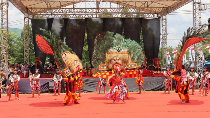 Ada Kuda Kepang hingga Reog Ponorogo di Festival Budaya Lampung