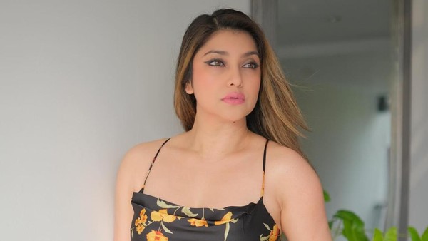 Rindu Tanah Air, Sarah Azhari Balik ke Indonesia