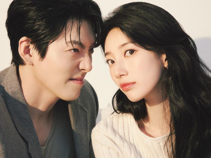 Suzy dan Kim Woo Bin membintangi drama Korea Genie Make A Wish.
