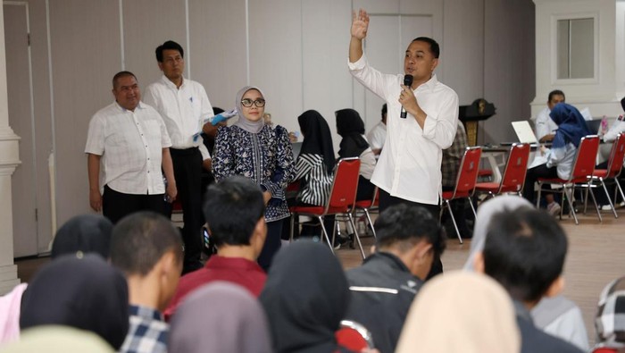 Wali Kota Surabaya Eri Cahyadi