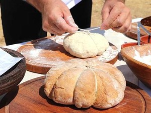 Wow! Roti Zaman Romawi Kuno Kembali Disajikan Setelah 2.000 Tahun