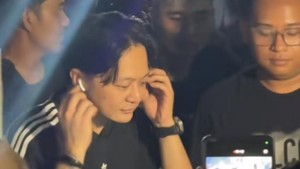 Sound Karnaval Indonesia gokil... @blizzardaudio terima kasih sudah mengundang saya untuk merasakan sound horeg festival untuk pertama kali. Warga Gampingan, Malang seru, ungkap DJ Bravy.Foto: TikTok @bravyson_vconk