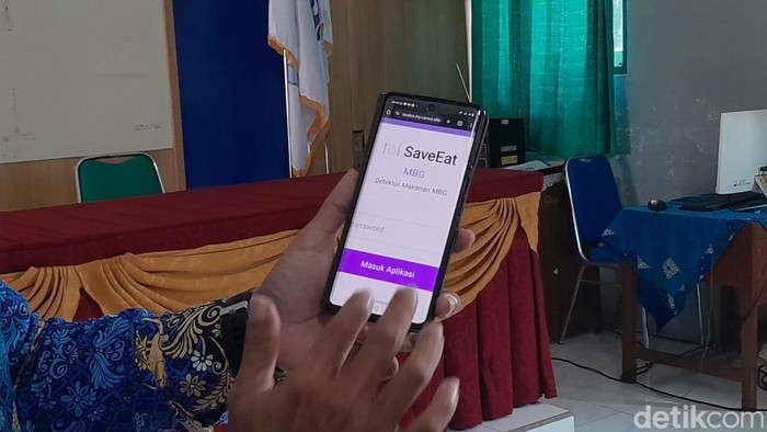 Guru di Karanganyar Rancang Aplikasi Penguji Kelayakanan Menu MBG