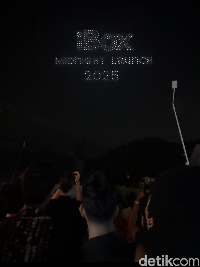 iBox Midnight Launch iPhone 17