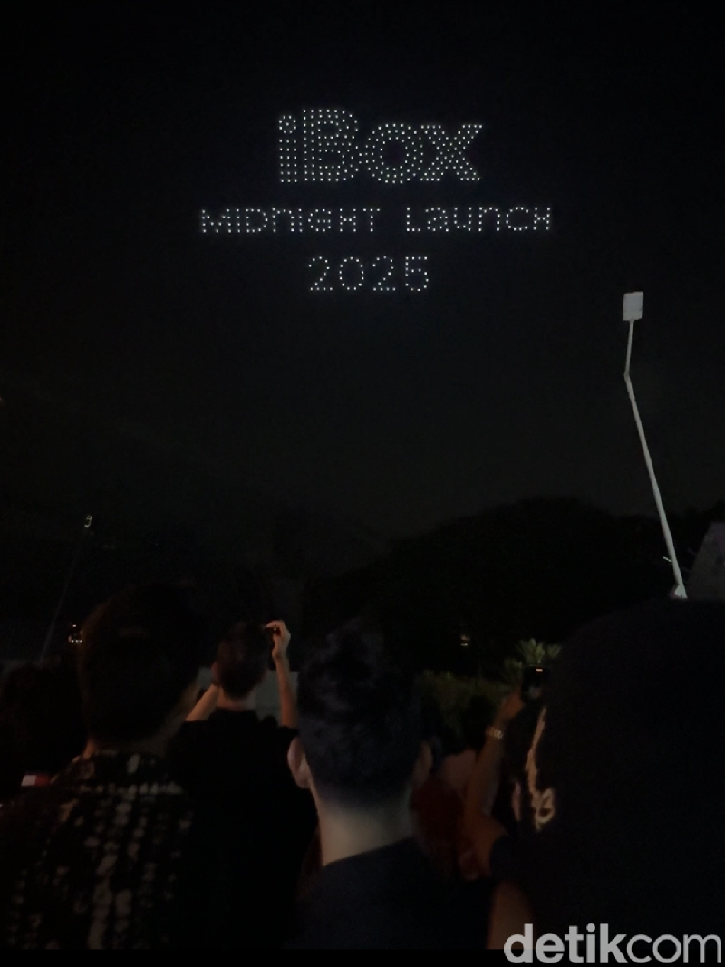 iBox Midnight Launch iPhone 17