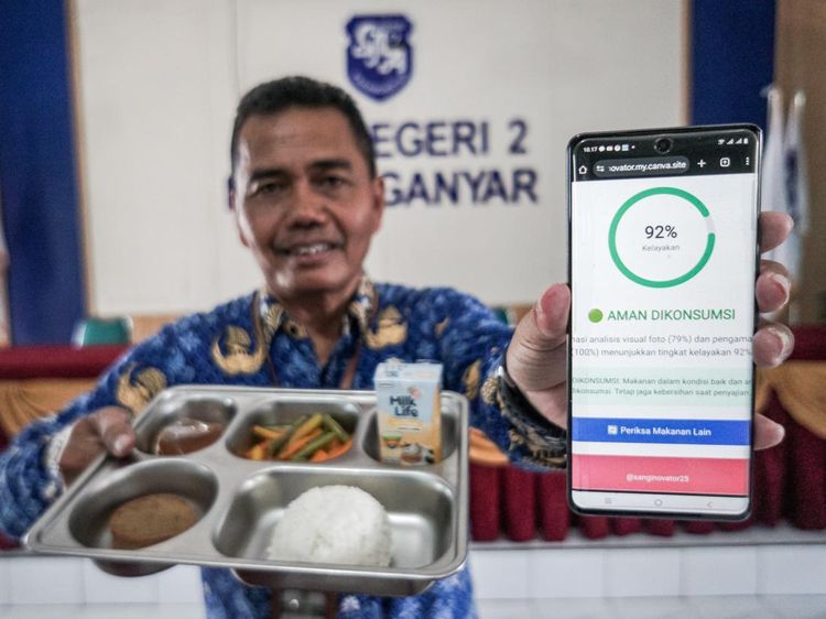 Inovasi Guru Karanganyar Awasi Menu MBG Lewat Aplikasi