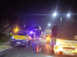 Truk Tronton Hantam Rombongan Pekerja PLN di Jalur Pantura Cirebon, Dua Tewas