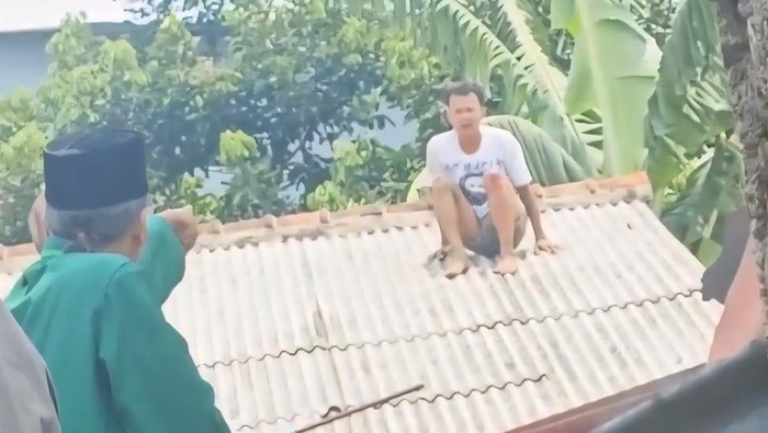 Maling di Bogor dikepung warga. (Dok. ist)