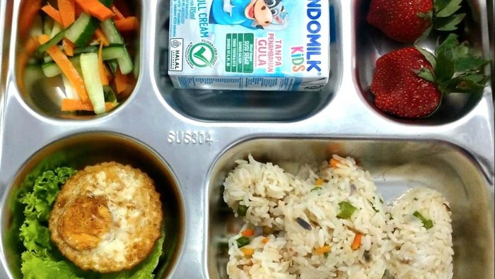 Menu MBG hari ini nasi goreng, kompak se-Indonesia