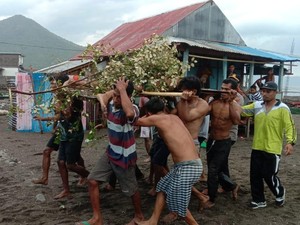 Nelayan Ini Tersambar Petir lalu Jatuh ke Laut hingga Akhirnya Tewas