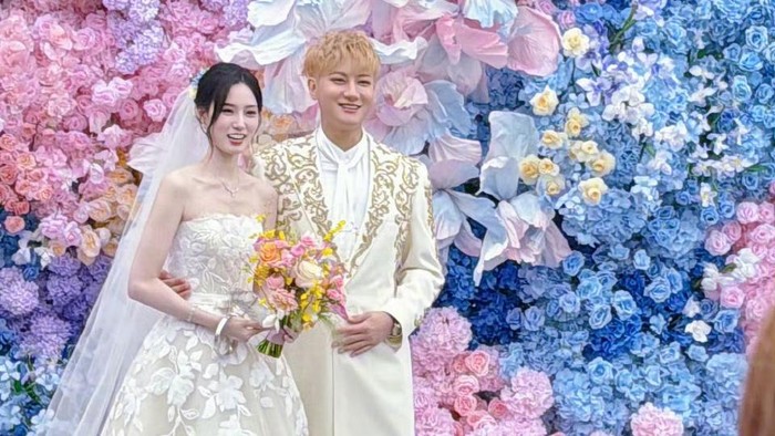 Pernikahan Huang Zitao dan Xu Yiyang