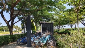 Sensasi Bersepeda dengan Vibes ala Korea di Bandung