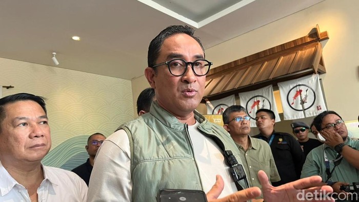 BNN menggerebek pabrik sabu di sebuah apartemen di Cisauk, Tangerang.