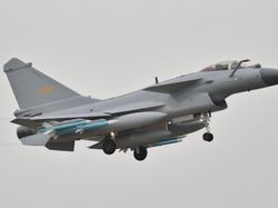 Wujud Chengdu J-10, Jet Tempur China yang Dibeli RI Rp 148 Triliun