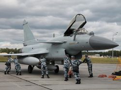 Wujud Chengdu J-10, Jet Tempur China yang Dibeli RI Rp 148 Triliun