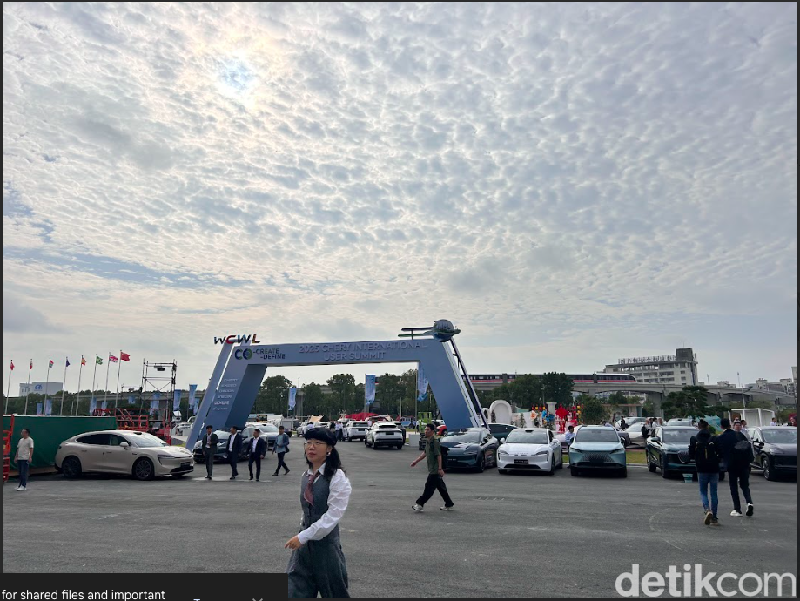 Chery Group bersiap memasuki babak baru dalam perjalanannya dengan menyelenggarakan Chery International User Summit 2025 di Wuhu, China. Chery Group bersiap memasuki babak baru dalam perjalanannya dengan menyelenggarakan Chery International User Summit 2025 di Wuhu, China.