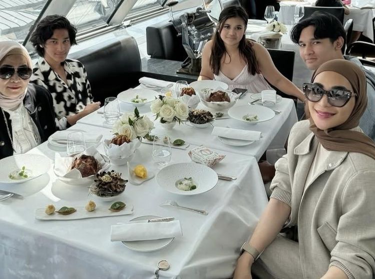 Momen Erin Taulany Ajak Ibu dan Anak Kulineran ke Luar Negeri