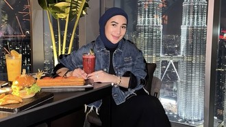 Erin Taulany Umrah Usai Psikis Terganggu Erin Taulany Umrah Usai Psikis Terganggu