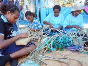 Festival Raja Ampat Hidupkan Pantai WTC dengan Budaya Papua