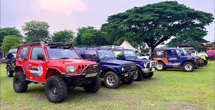 Jambore Suzuki Club 2025. Jambore Suzuki Club 2025 dan ajak kumpul pecinta mobil Suzuki digelar di Museum Purna Bhakti Pertiwi, TMII, Jakarta.