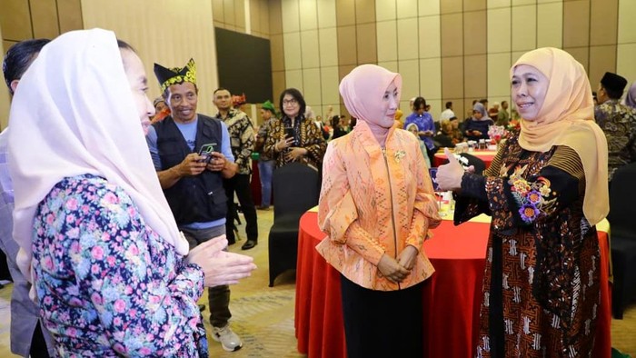 Khofifah Silaturahmi Masyarakat Sulteng Asal Jatim