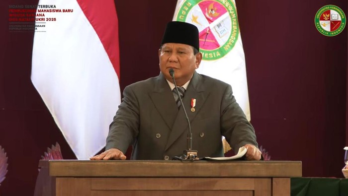 Presiden Prabowo orasi di Sidang Senat Terbuka, UKRI, Bandung, Jawa Barat, Sabtu (18/10/2025).