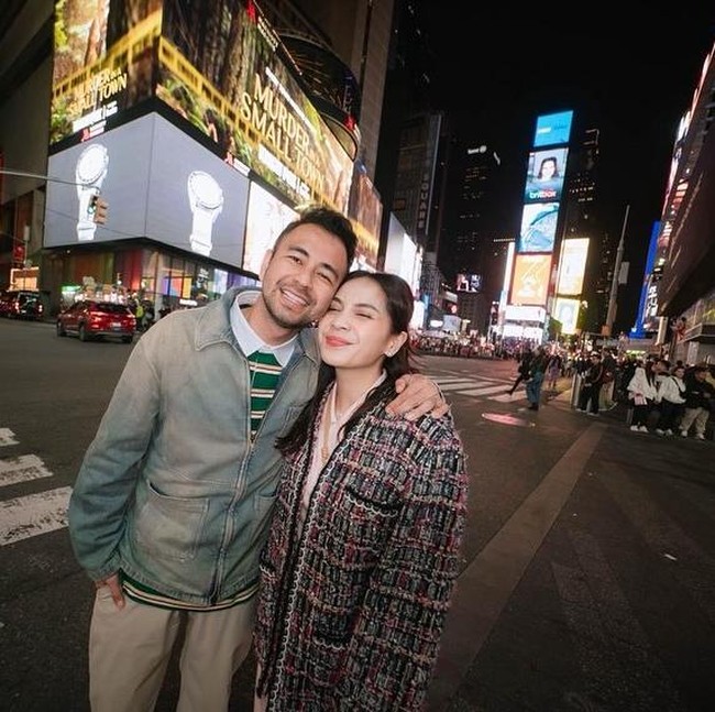 Raffi Ahmad Menangkan Lelang Jersey Jay Idzes Rp 125 Juta untuk Korban Sumatera