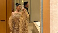 Siva Aprilia lalu bicara soal kado dari suami di hari ulang tahun. Suami kasih kadonya ada sesuatu saja yang spesial, tuturnya. (Foto: dok Instagram sivaapriliareal)