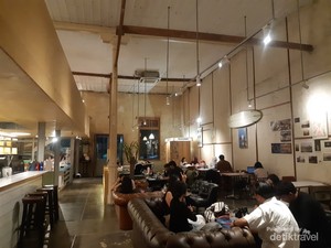 Menemukan Jeda Hidup di Bandung, Waktu Serasa Melambat