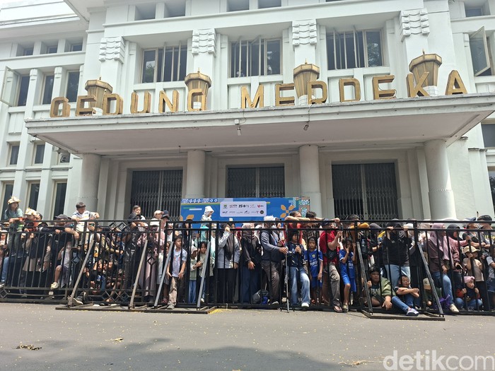 Warga menyambut antusias gelaran Asia Africa Festival 2025 hari pertama, Sabtu (18/10/2025). Warga menyambut antusias gelaran Asia Africa Festival 2025 hari pertama, Sabtu (18/10/2025).