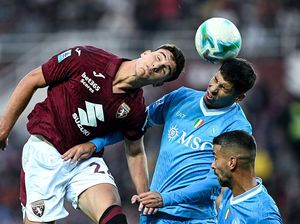 Conte Tanpa Opsi saat Napoli Buntu
