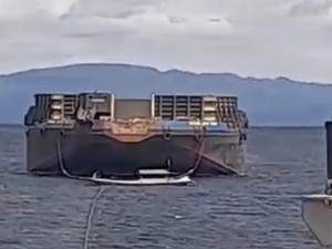 Kapal Tongkang Tabrak Longboat di Muna, 1 Orang Tewas-1 Hilang