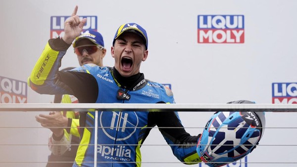 Kejutan di Phillip Island, Raul Fernandez Raih Kemenangan Perdana di MotoGP 2025