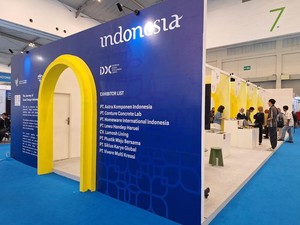 Keren! UMKM Ini Sulap 145 Ton Sampah Jadi Furniture Artistik di TEI 2025