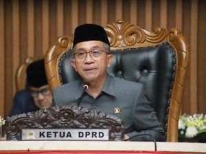 Ketua DPRD Bandung Dukung Penertiban Bangunan Liar dan PKL di Trotoar